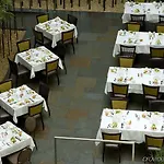 Embassy Suites By Hilton Chicago Downtown Magnificent Mile 
